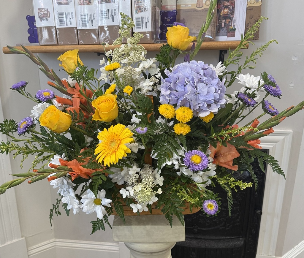 Basket Arrangement - Garden of Sweet